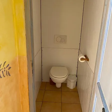 Ste Maxime T3 Terrasse Vue Et Avec Piscine Сент-Максим