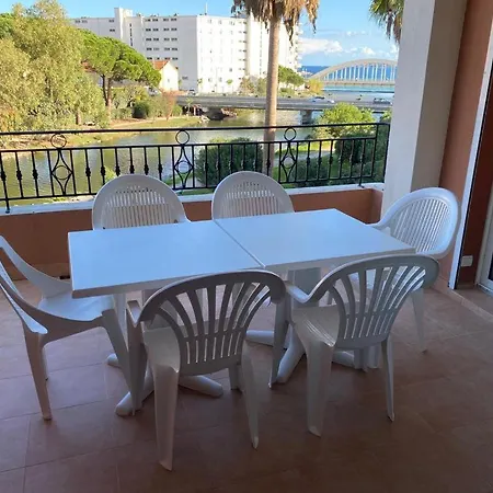 Ste Maxime T3 Terrasse Vue Et Avec Piscine Апартаменты Сент-Максим